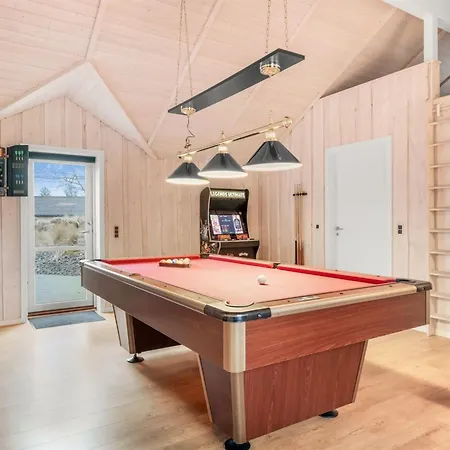 Holiday home Jeldrik - 1-5km From The Sea By Interhome *